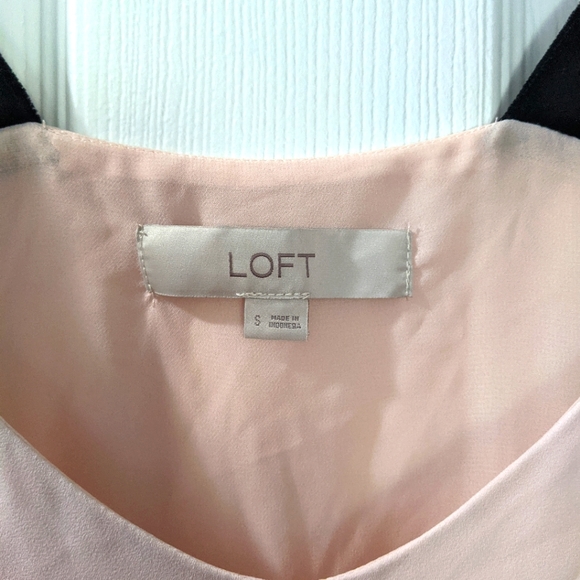 Blush Flowy Tank Top - Picture 3 of 3